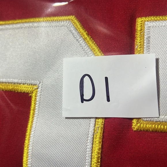Taylor swift chiefs jersey - Picture 7 of 7